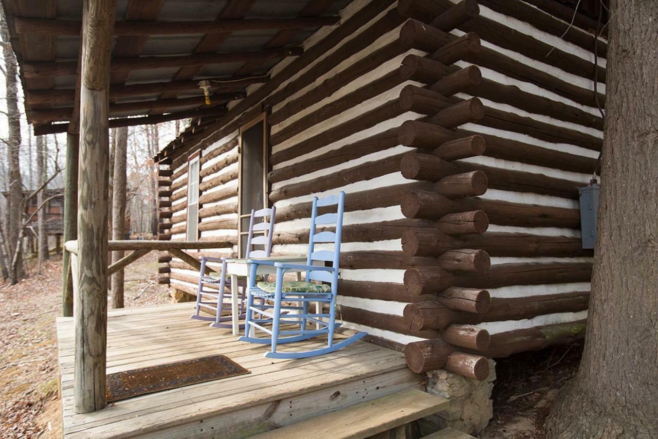Pine Gables Cabins Villa Lake Lure Exteriör bild