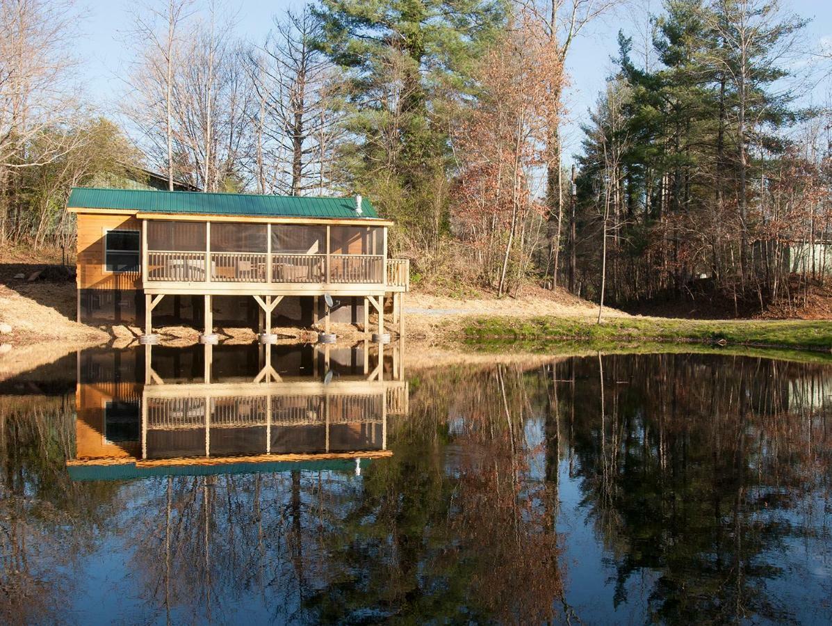 Pine Gables Cabins Villa Lake Lure Exteriör bild